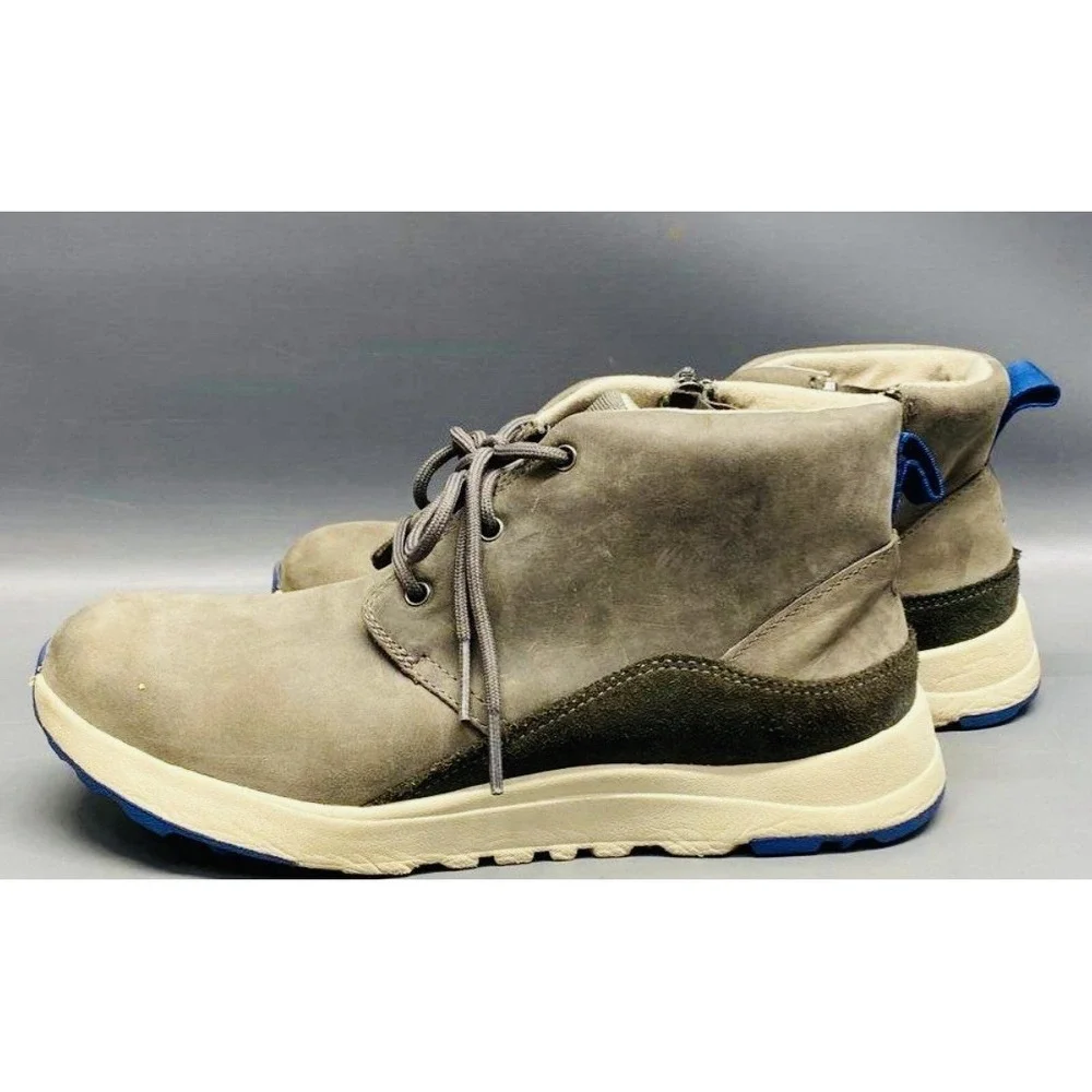 UGG Youth4 Australia K Canoe III SN 11209 Brown Suede Sheepskin Lined Ankle Boot